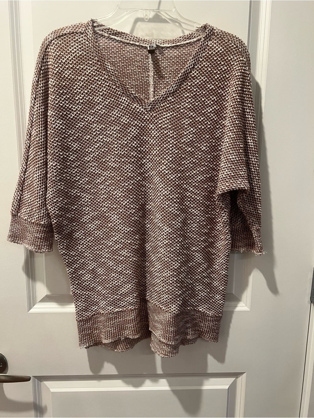 Kut from the Kloth Mauve Taupe Knit V-Neck Pullover